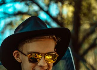 Bakırköy Dairelerinde Doğrudan Girişli Mi, Katlı mı Daha İyi?